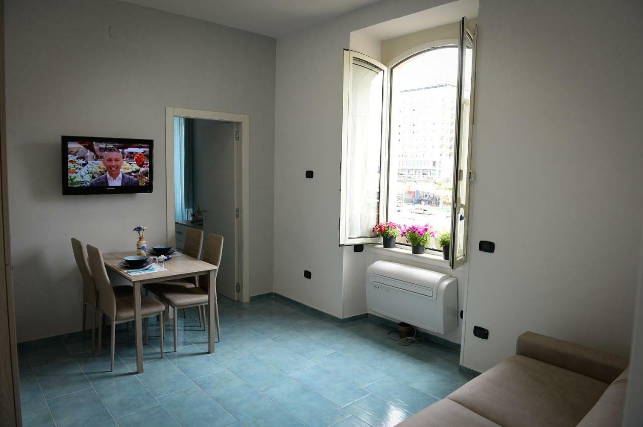הוילה נאפולי Casa Del Porto Al Borgo Marinari מראה חיצוני תמונה